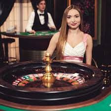SKY138 tembak ikan tema laut dalam dengan berbagai jenis ikan dan hadiah koin